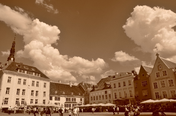 Old town square - Tallinn