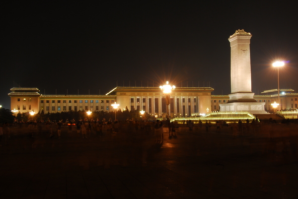 Column of Heroes, Beijing