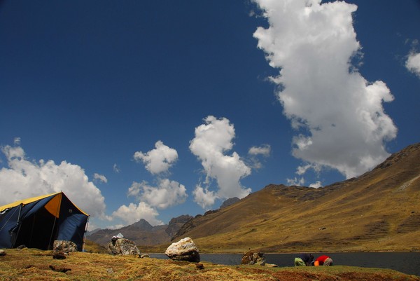Camping on Lares trail